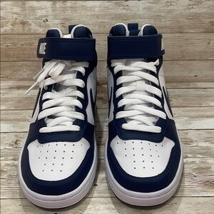 Nike Court Borough Mid 2 in Navy and White Size 4.5 Youth NEW